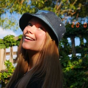 Meet your Posher, Gigi